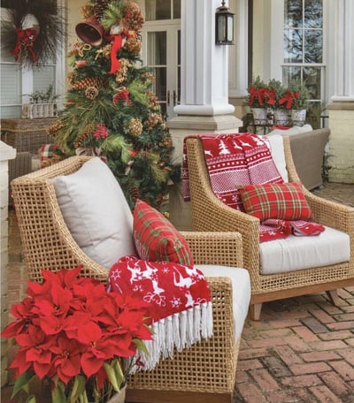 Add Seasonal Décor to Complete Your Winter Patio Look